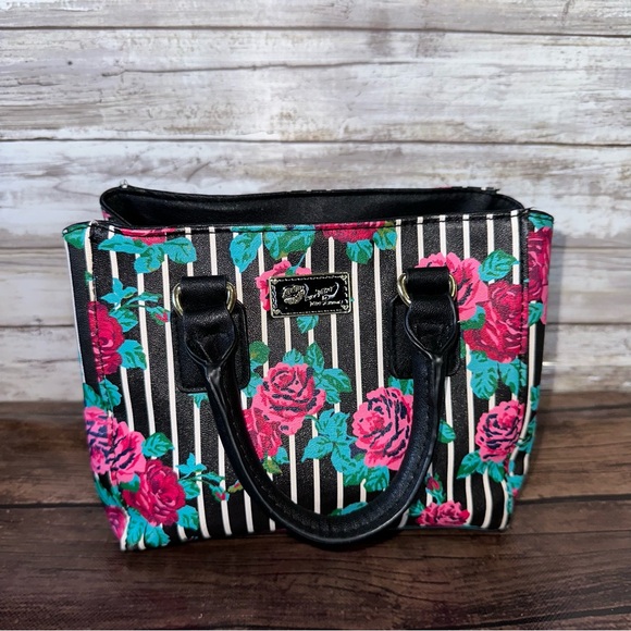 Betsey Johnson pink floral Striped small bag mini-purse NWOT - Picture 9 of 12